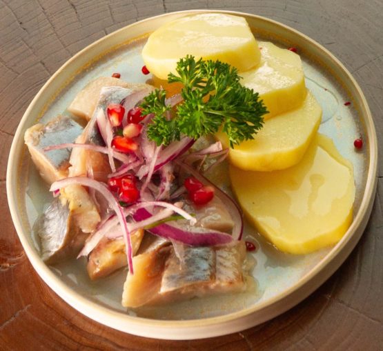 Сельдь с картофелем